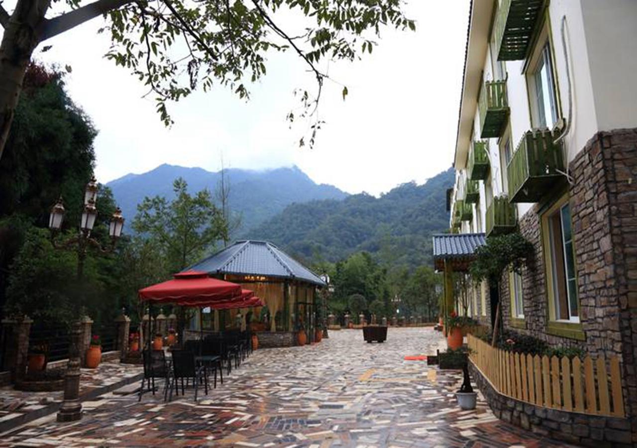 Panshan Tingquan Tuwo Holiday Resort Лешань Екстер'єр фото